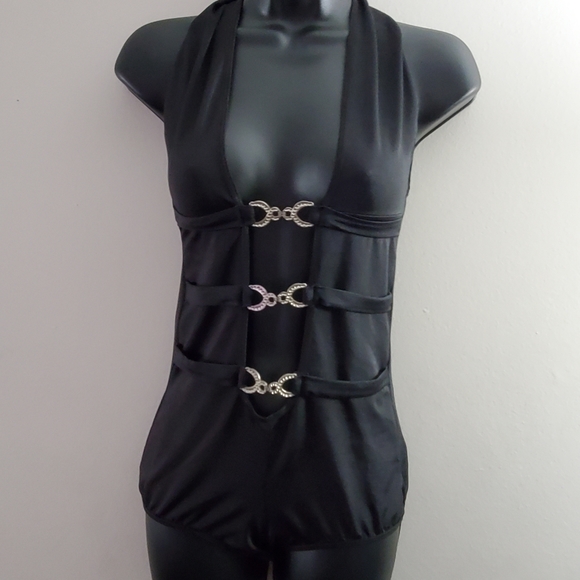 Swimsuit - Picture 5 of 5